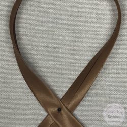 Nagyon érdekes: lilás barnás (1114)