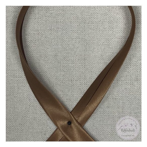 Nagyon érdekes: lilás barnás (1114)