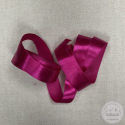 30 mm szatén szalag: bordó