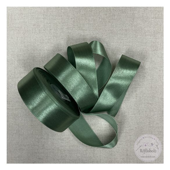 30 mm szatén szalag: moha zöld