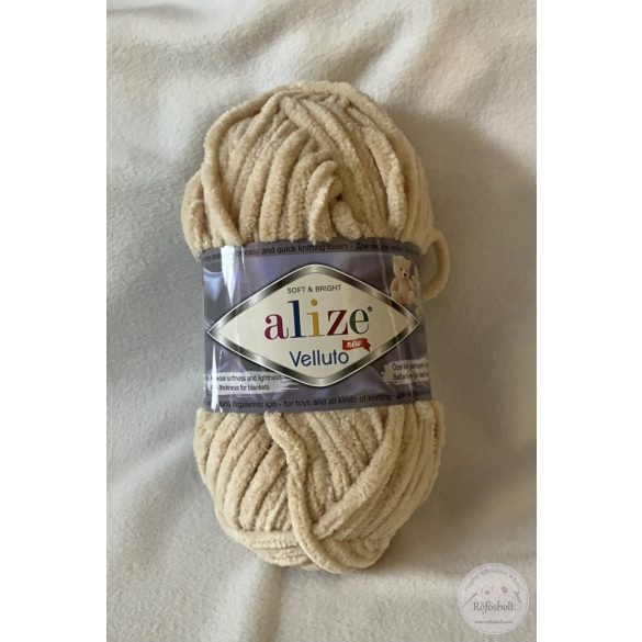 Alize Velluto: testszínű (310)