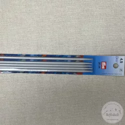Kesztyű-zokni kötő: 4,5