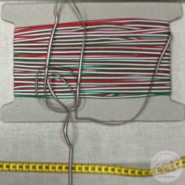 Nemzeti színű szalag: 5 mm széles