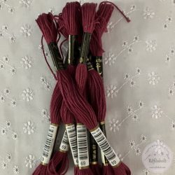 Anchor osztott hímzőfonal: 69, érett málna