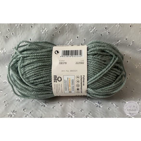 Bravo kötőfonal: puha zöld (8378)