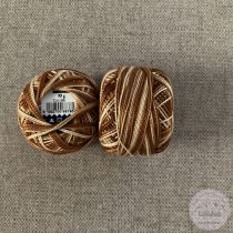 Puppets Perlé hímzőfonal: 98