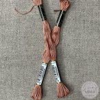 Anchor osztott hímzőfonal: 1013, fáradt pasztell lila