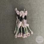 Anchor osztott hímzőfonal: 1020, rózsa