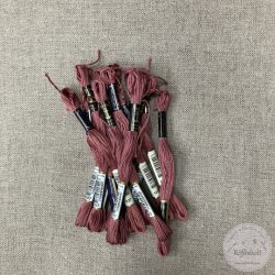 Anchor osztott hímzőfonal: 1027, sötét mályva