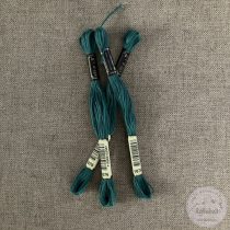 Anchor osztott hímzőfonal: 1076, sötét vízzöld