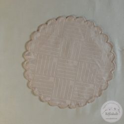 Halvány rózsaszín , önmagában csíkos