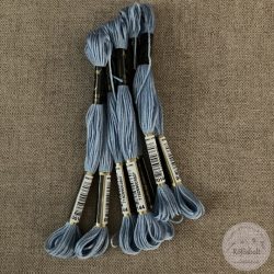 Anchor osztott hímzőfonal: 144, égkék