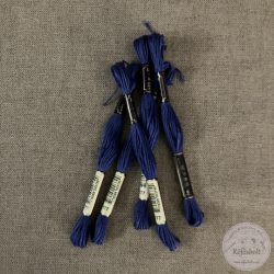 Anchor osztott hímzőfonal: 177, sötét levendula kék