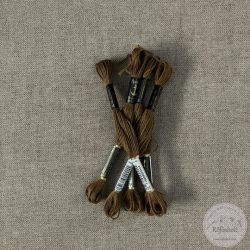  Anchor osztott hímző fonal: 277, tölgy bronz