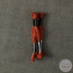 Anchor osztott hímzőfonal: 332, tűznarancs