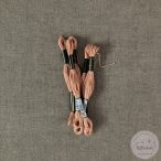 Anchor osztott hímzőfonal: 336, fáradt barack