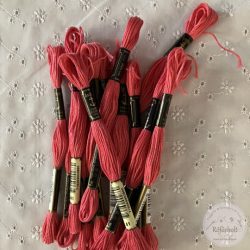 Anchor osztott hímzőfonal: 41, csendes rózsa