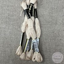 Anchor osztott hímzőfonal: 880, krém