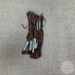 Anchor osztott hímzőfonal: 936, maci barna