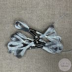 Anchor osztott hímzőfonal: Ezüst (301)