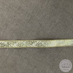 Nagyon ízléses arany virág