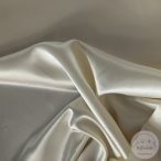 Zsorzsett szatén: eckrü (ME2395)