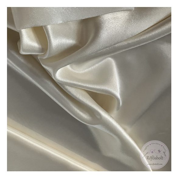 Zsorzsett szatén: eckrü (ME2395)