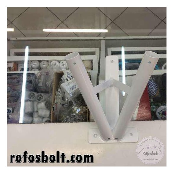 Egy vagy két águ fém falra szerelhető zászlótartó