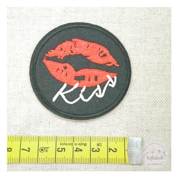 Kiss (FM191)