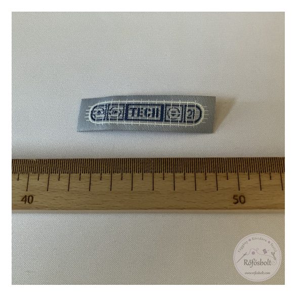 Világos kék alapon felirat, 8x2 cm, (FVF12)
