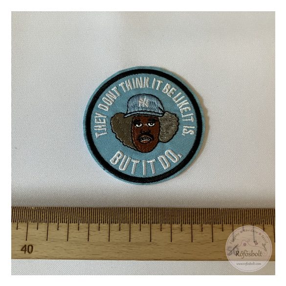Világos kék alapon jamaicai bölcsesség, 7,5 cm (FVF19)