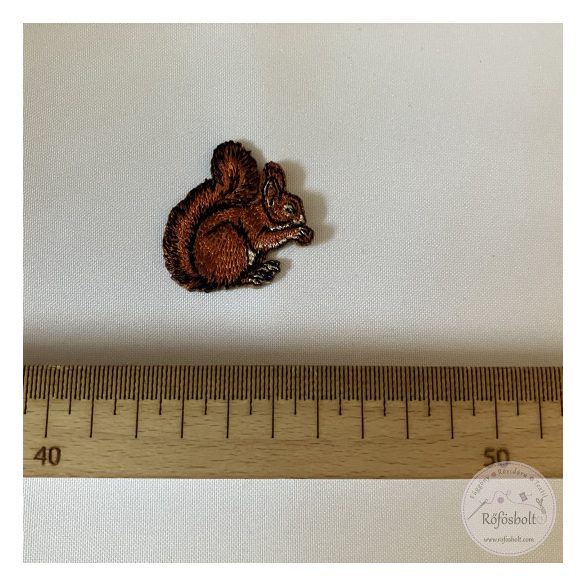 Mókus, 4x4,5 cm(FVF22)