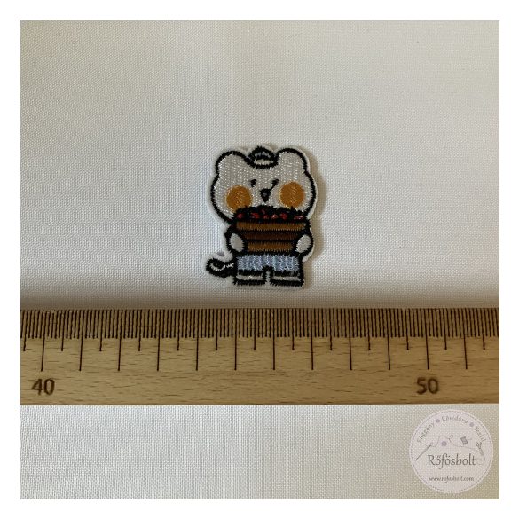 Maci almát szedett, 4x5 cm (FVF36)