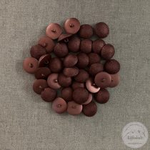 Alul hurkolt, rücskös tetejű, érett málna színű (g1)