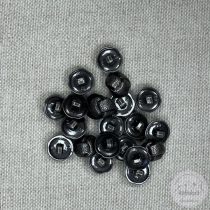 Alulhurkolt, fonott hatású, sötét ezüst gomb (g115)
