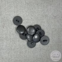 Alulhurkolt, teljesen lapos, sötét ezüst gomb (g117)
