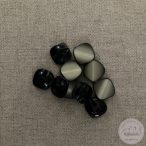 Alul hurkolt, fekete hát, színe szürke, csíkos (g15)