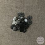 Alul hurkolt, teljesen lapos, sötét ezüst színű (g21)