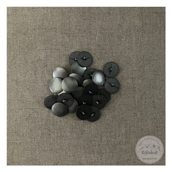 Alul hurkolt, teljesen lapos, sötét ezüst színű (g21)