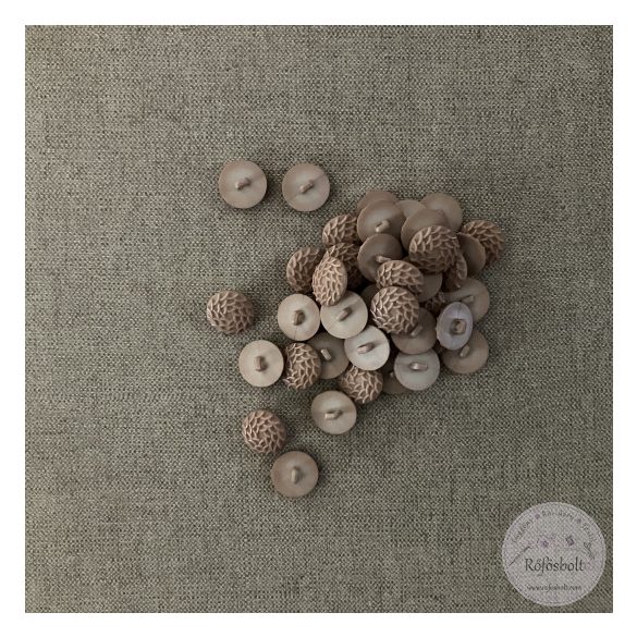 Alul hurkolt, fáradt barack, színén vonalkák (g23)