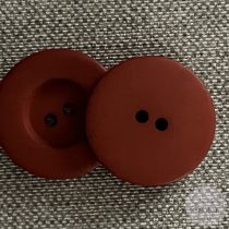 Széles peremű, erős narancs kabátgomb