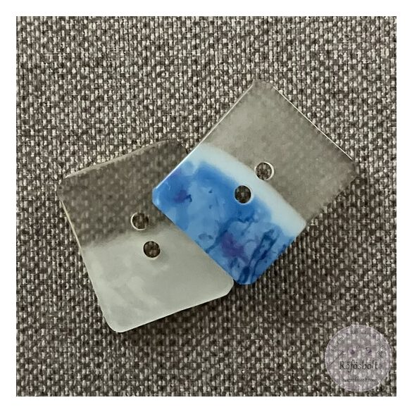 Téglalap alapú, fele áttetsző, fele kék