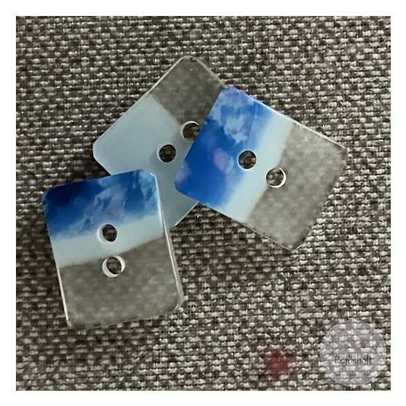 Téglalap alapú, fele áttetsző, fele kék