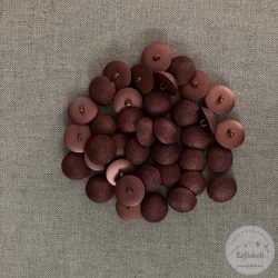 Alul hurkolt, rücskös tetejű, érett málna színű (g7)