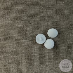 Alul hurkolt, hófehér