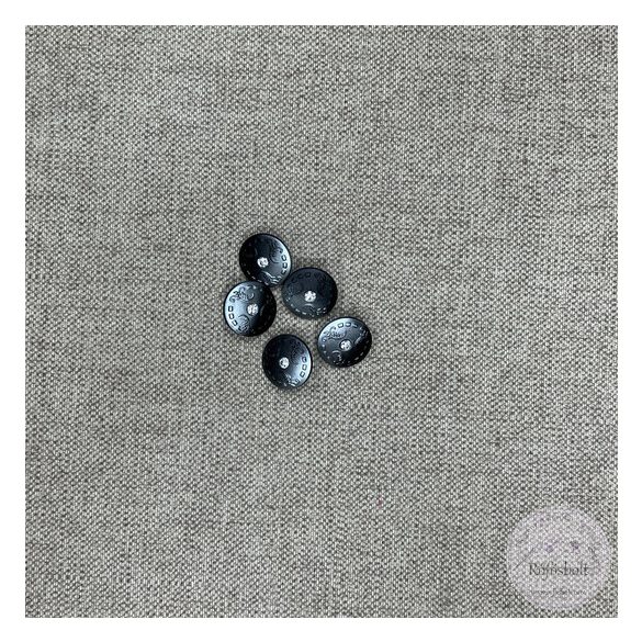 Alul hurkolt, ékszergomb díszes széllel