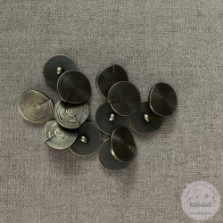   Alul hurkolt, bronz hatású, csigavonal mintás díszgomb (g9)