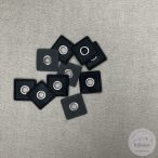 Gomblyuk helyett, fekete