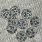 Szürkék márványon