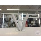 Kétágú, fém, fehér, fali zászlótartó rúd